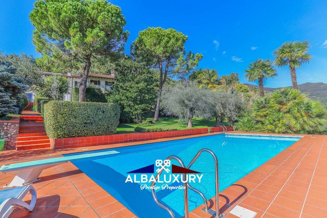 Villa in Salo, Lombardy, Italy 4 - 16605966