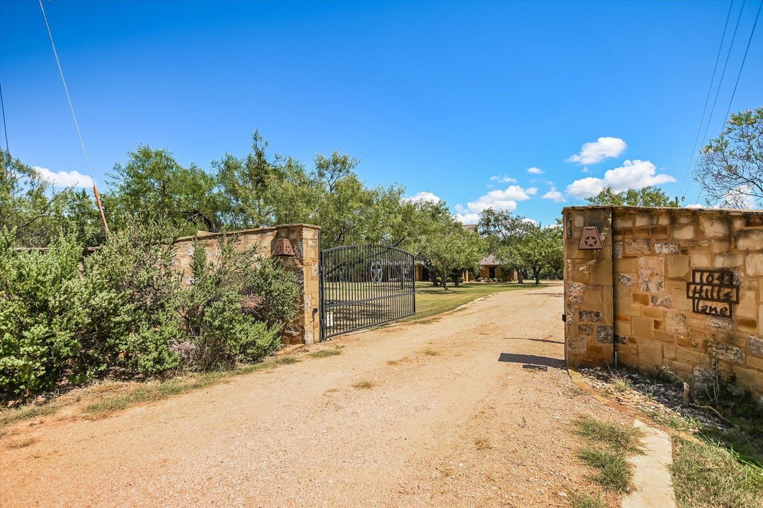House in Horseshoe Bay, Texas, United States 2 - 16589129