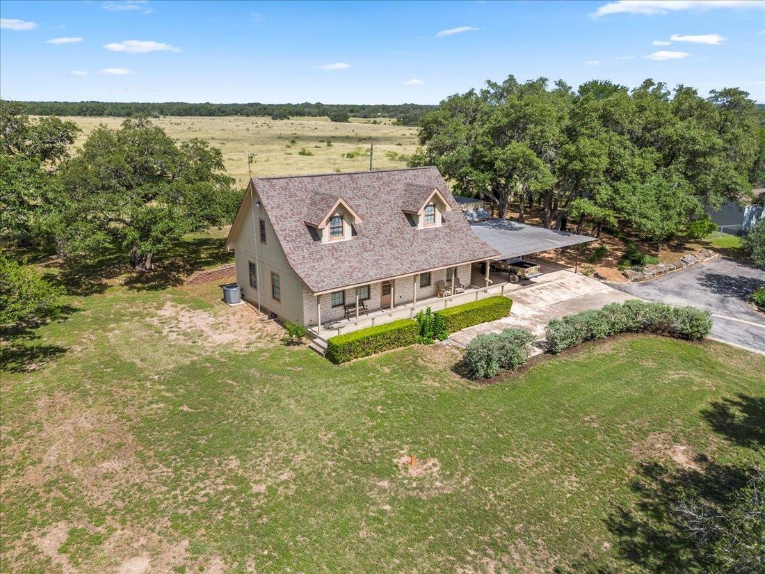 House in Buda, Texas, United States 4 - 16590118
