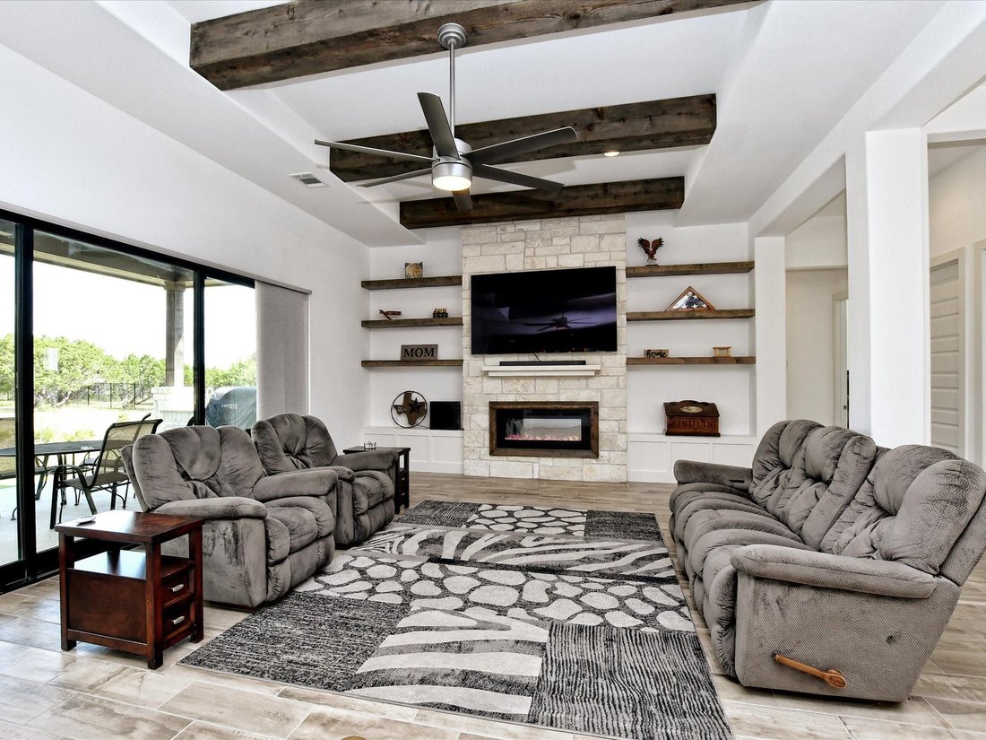 House in Liberty Hill, Texas, United States 2 - 16591359