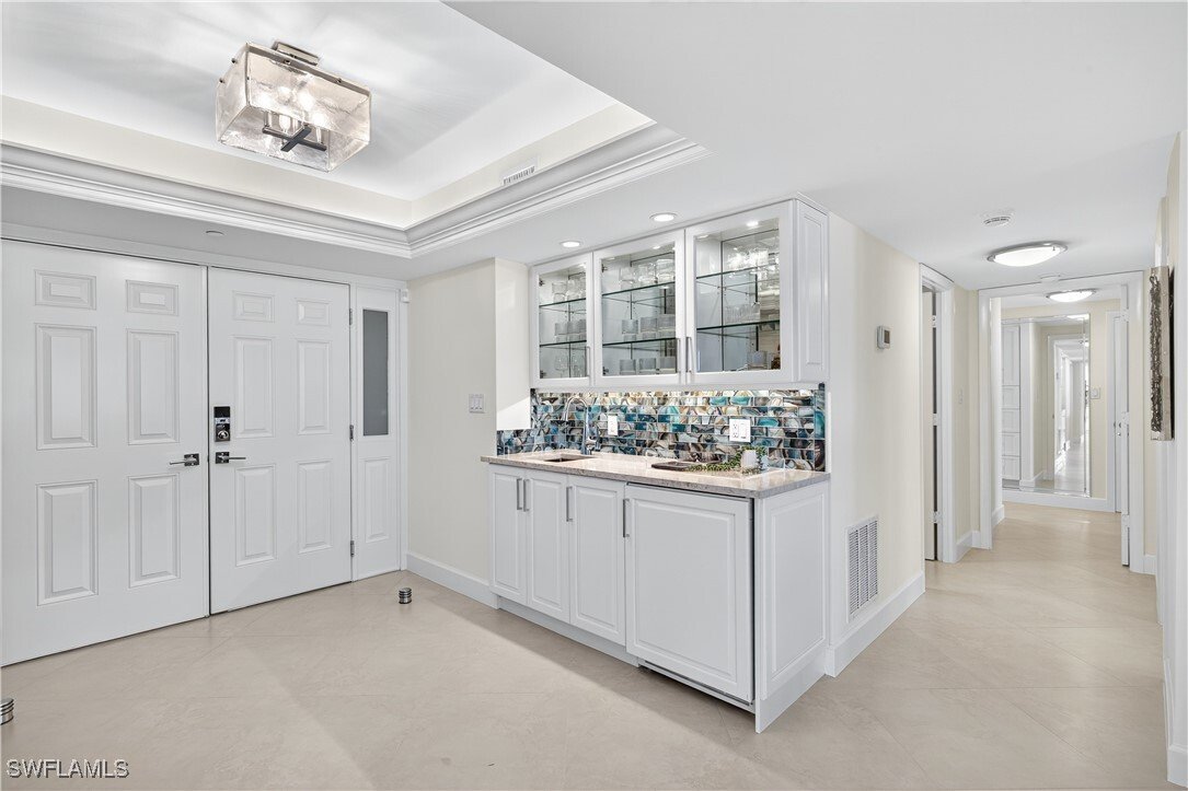 Condo in Naples, Florida, United States 3 - 16236253
