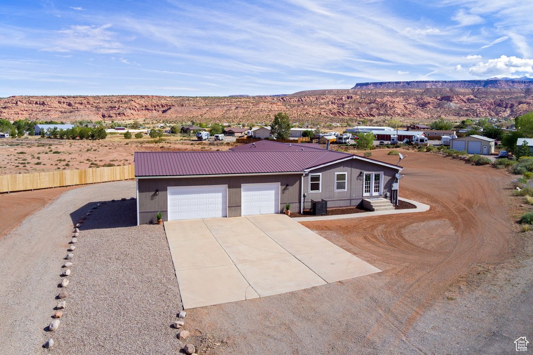House in Moab, Utah, United States 2 - 16592875