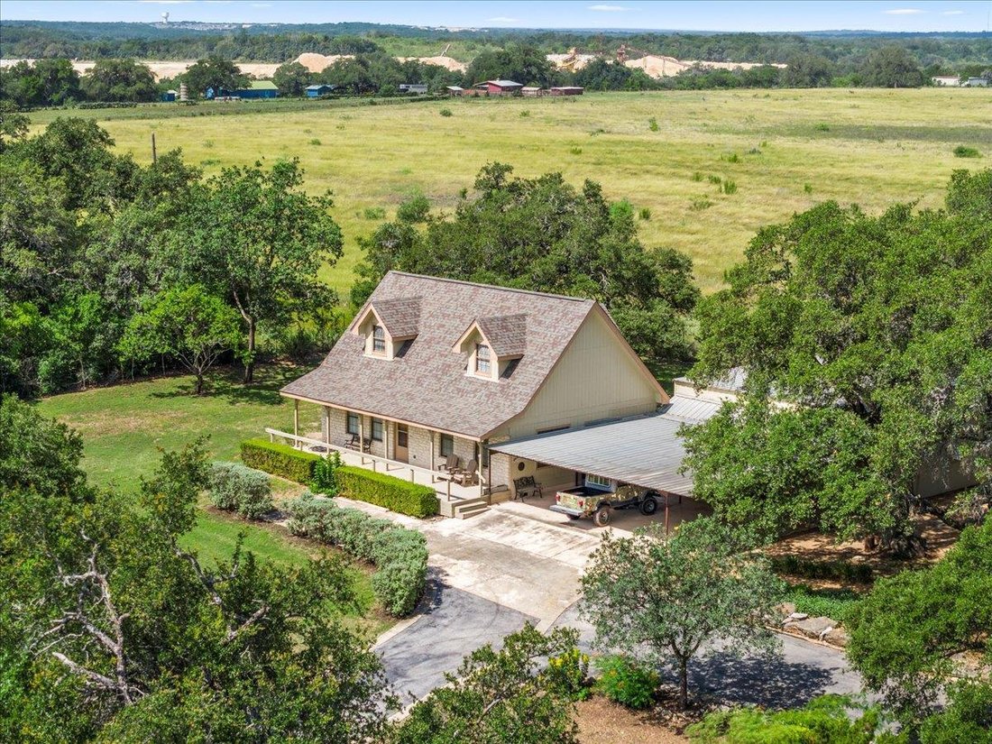 House in Buda, Texas, United States 1 - 16590118