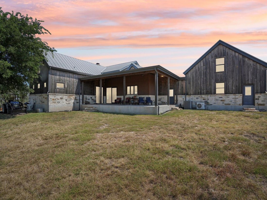 House in Fredericksburg, Texas, United States 2 - 16591001