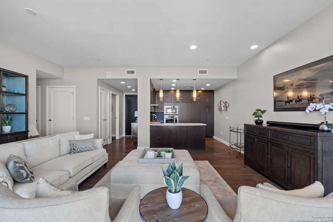 Condo in San Antonio, Texas, United States 5 - 16603654