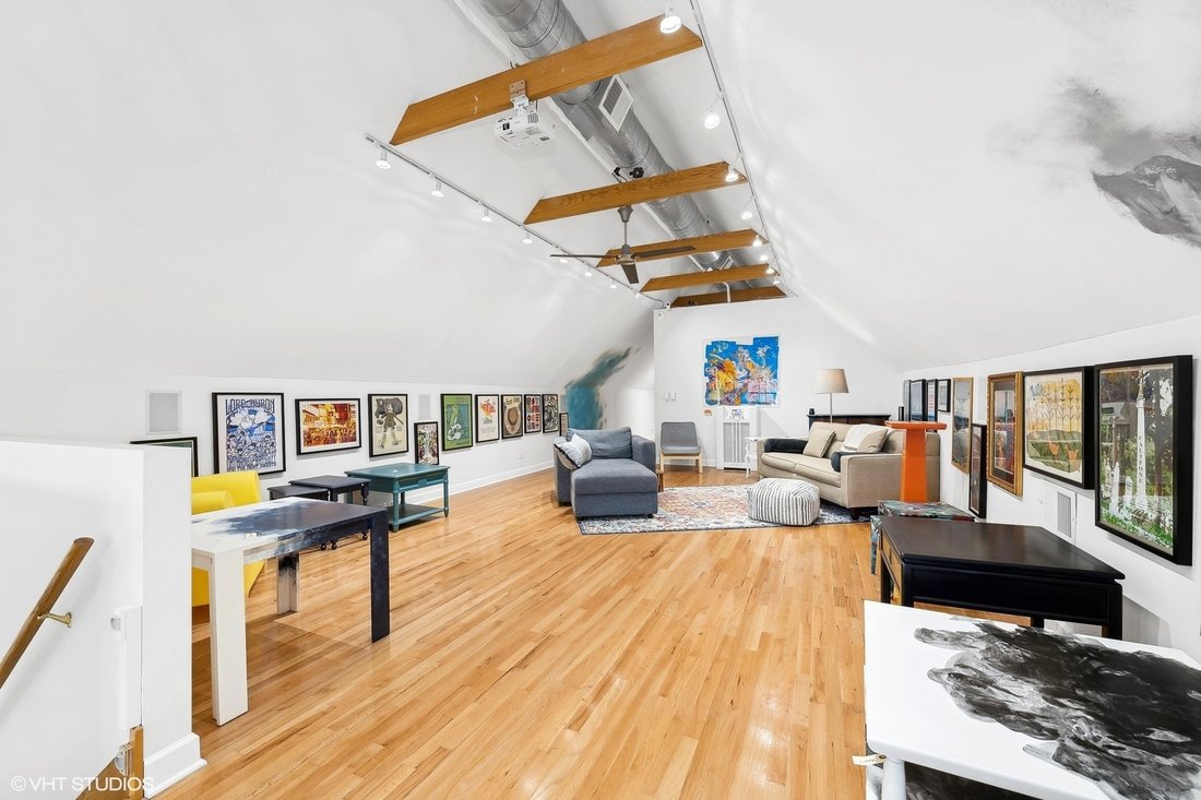 House in Chicago, Illinois, United States 4 - 16587215