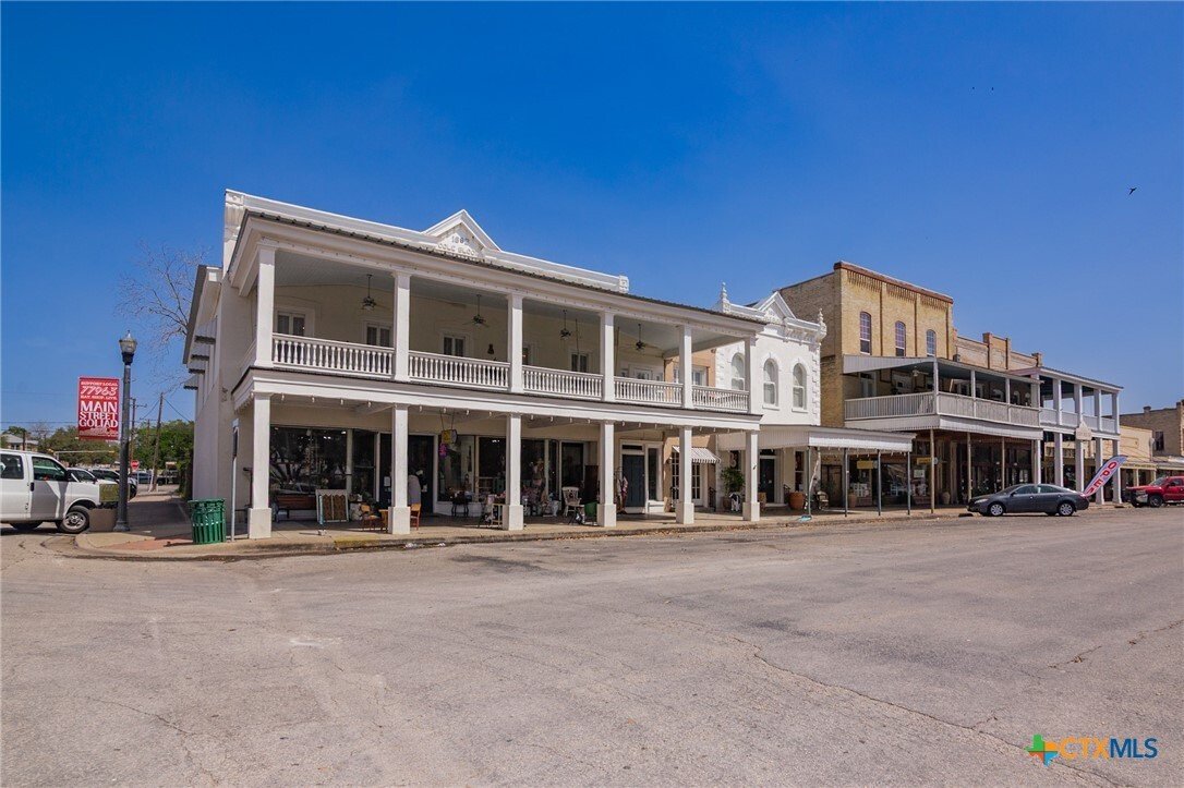 House in Goliad, Texas, United States 2 - 16584732