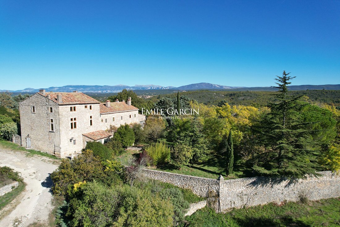 Villa in Régusse, Provence-Alpes-Côte d'Azur, France 2 - 16597382