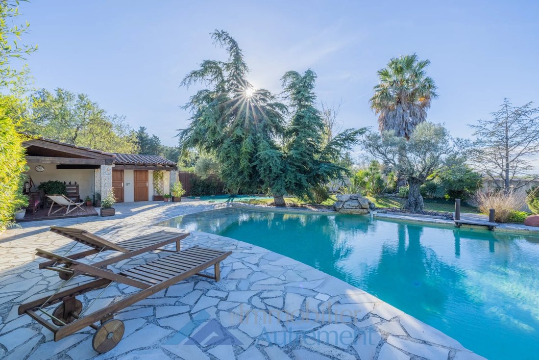 Villa in France 4 - 16582480