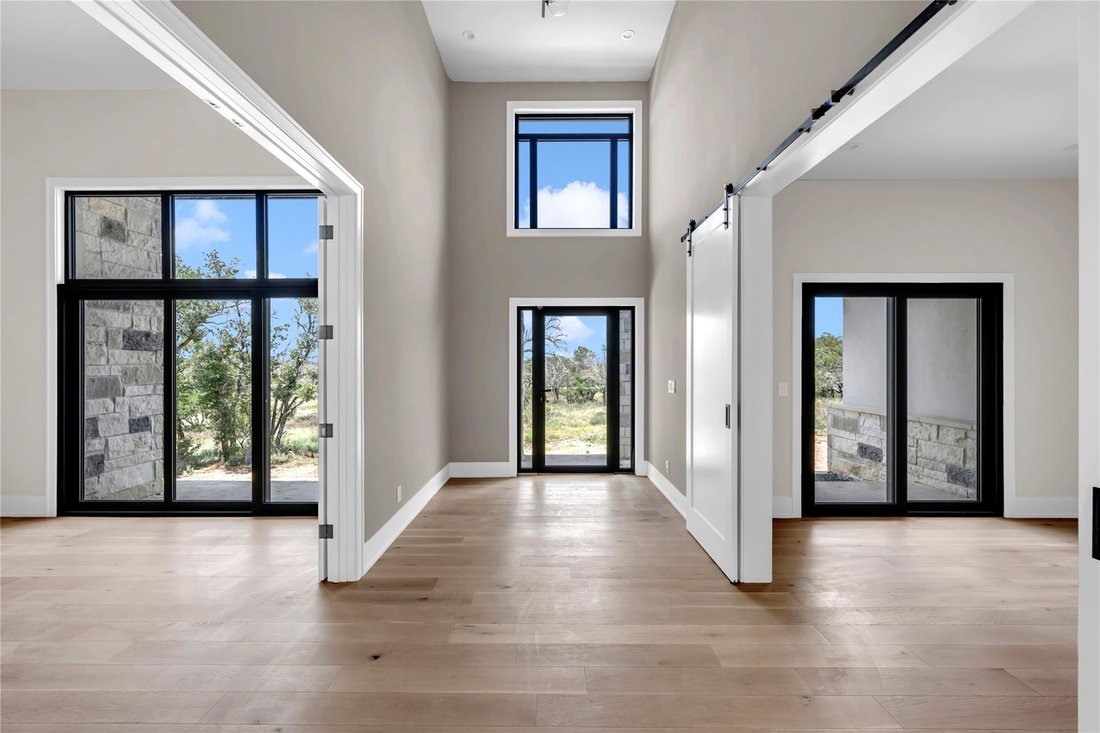 House in Round Mountain, Texas, United States 5 - 16589776