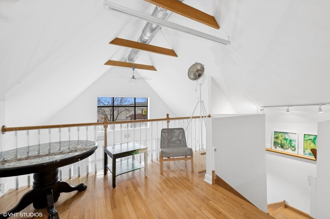 House in Chicago, Illinois, United States 3 - 16587215