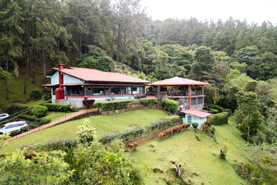 House in Anton Valley, Coclé Province, Panama 1 - 16411899