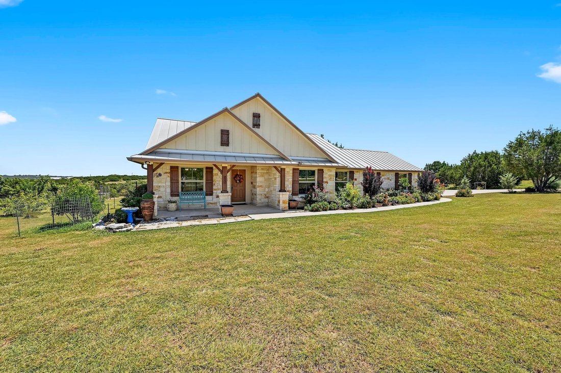 House in Burnet, Texas, United States 2 - 16589908