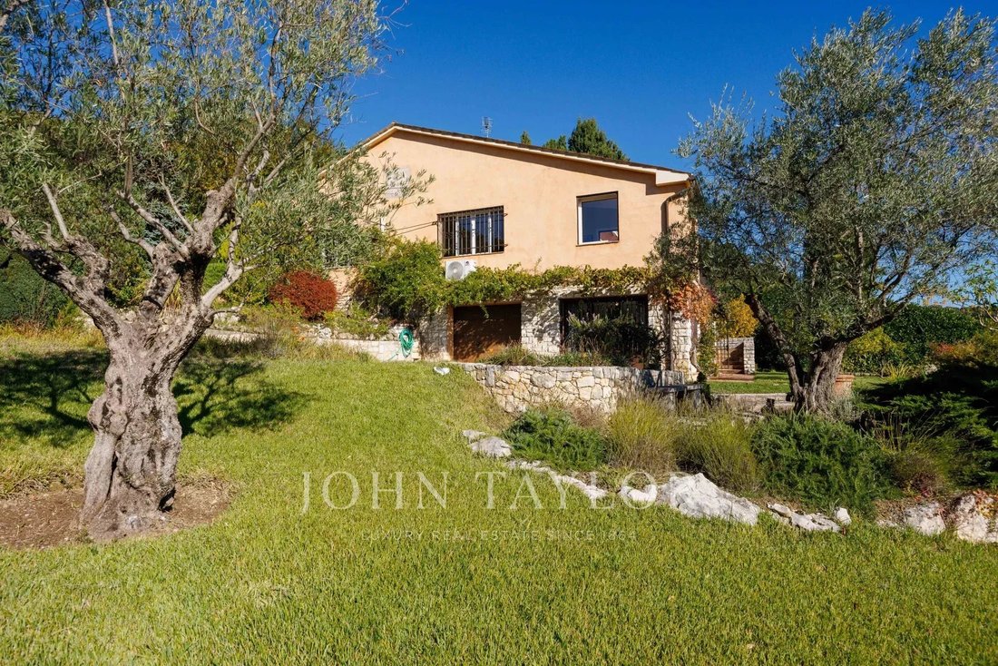 House in Quartiers Est les Salettes-Les Campons, La Colle-sur-Loup, France 3 - 16582175