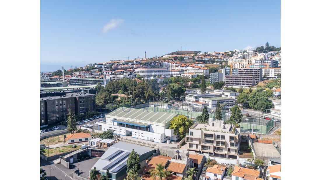 Apartment in Sao Martinho, Madeira, Portugal 1 - 16600924