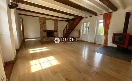 Castle for Sale in Challans, Pays de la Loire, France