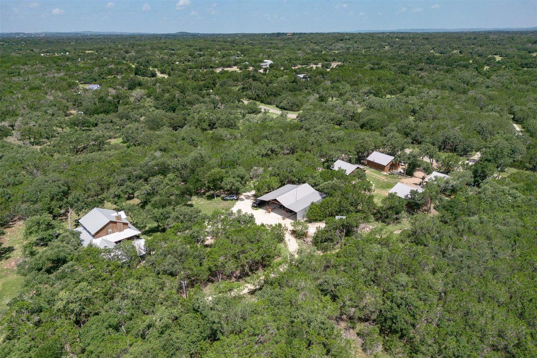Wimberley, Texas, United States 1 - 16590049