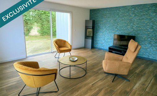 Castle for Sale in Guidel, Brittany, France