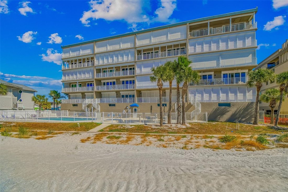 Condo in Indian Shores, Florida, United States 4 - 16583006
