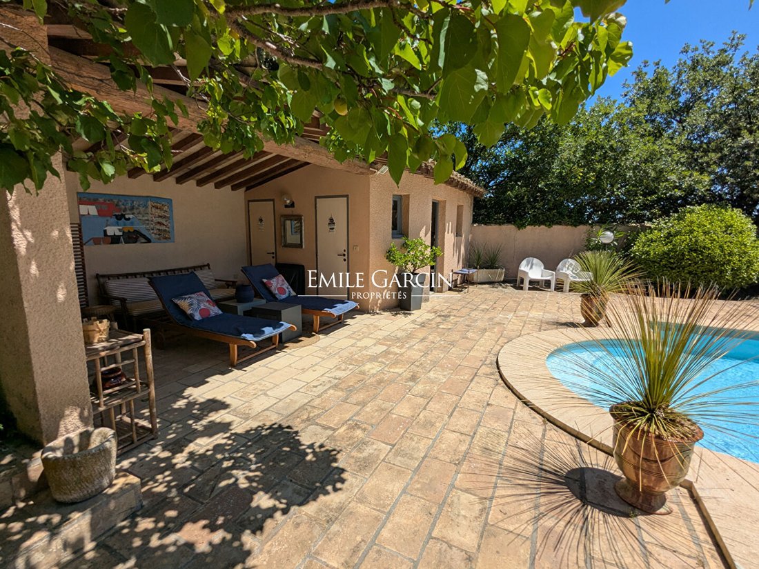 Villa in Avignon, Provence-Alpes-Côte d'Azur, France 2 - 16597640