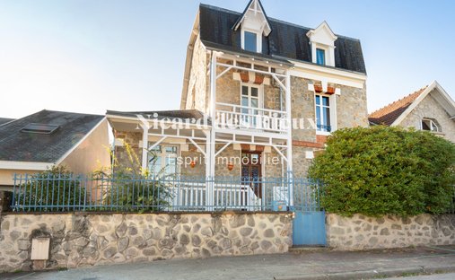 Beautiful Aristocratic Chateau For Sale Near Limoges