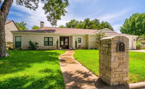 House in Marble Falls, Texas, United States 1