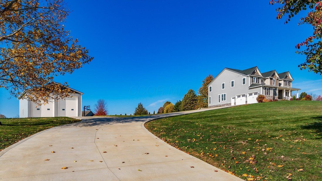 House in Hebron, Ohio, United States 1 - 16597174