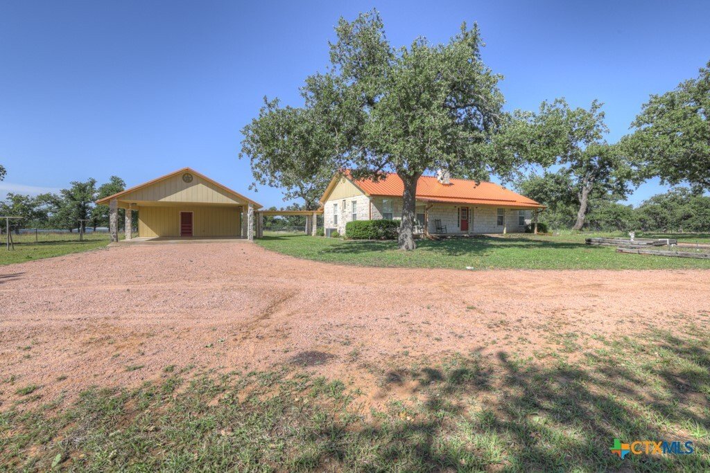 House in Willow City, Texas, United States 5 - 16584890