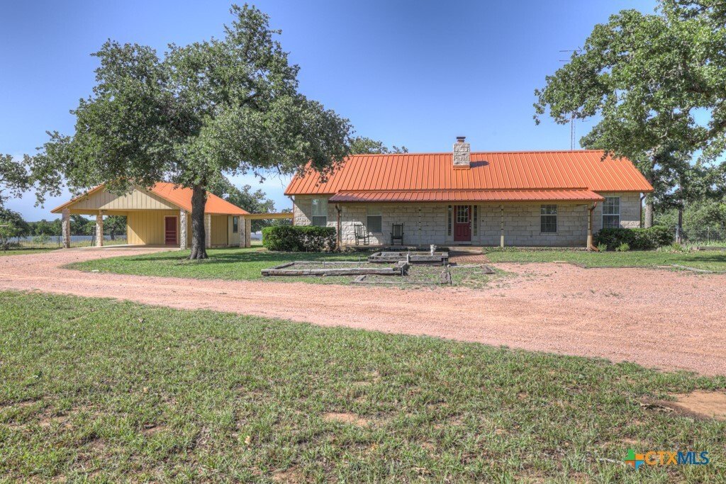 House in Willow City, Texas, United States 1 - 16584890