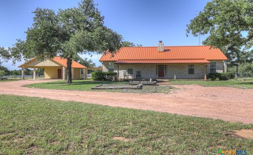 House in Willow City, Texas, United States 1
