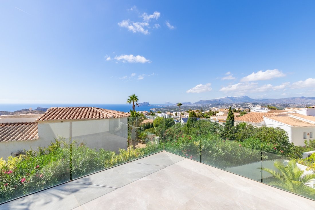 Villa in Cumbre del Sol, el Poble Nou de Benitatxell / Benitachell, Valencian Community 2 - 16582213