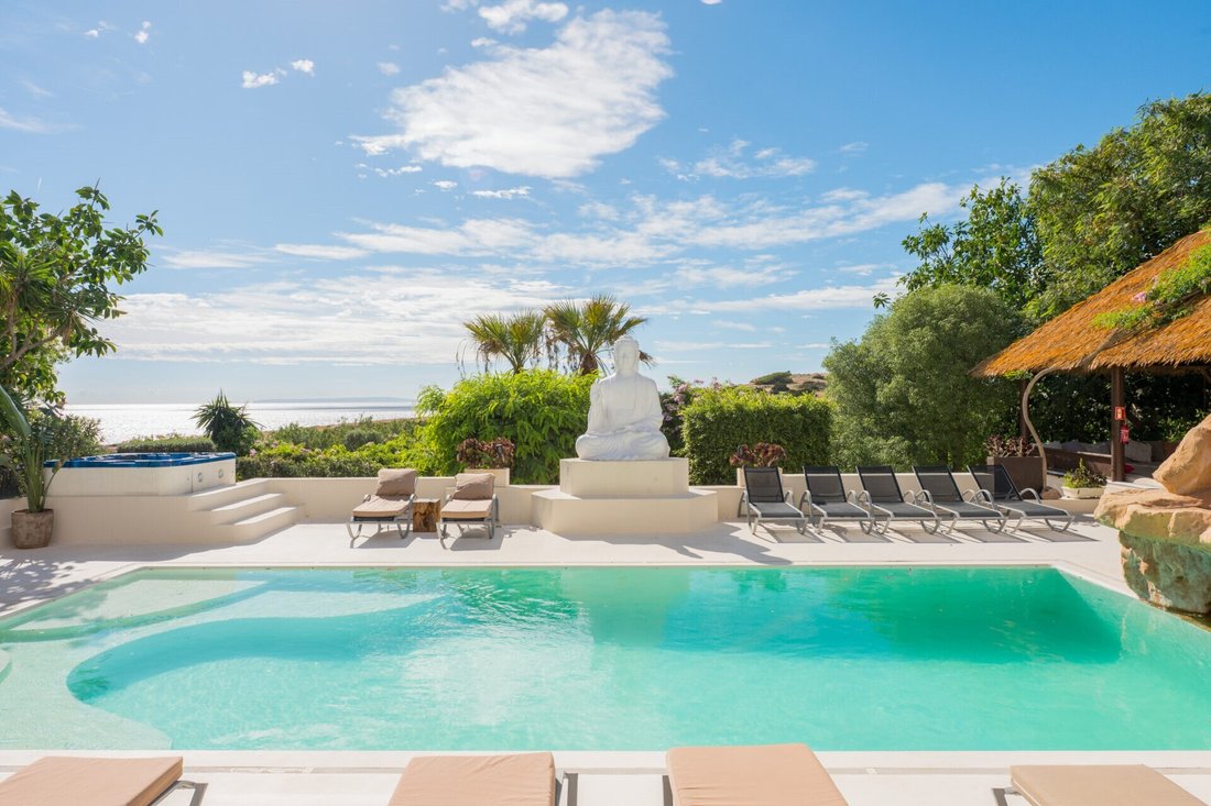Villa in Cap Martinet, Santa Eularia des Riu, Balearic Islands 2 - 15405044