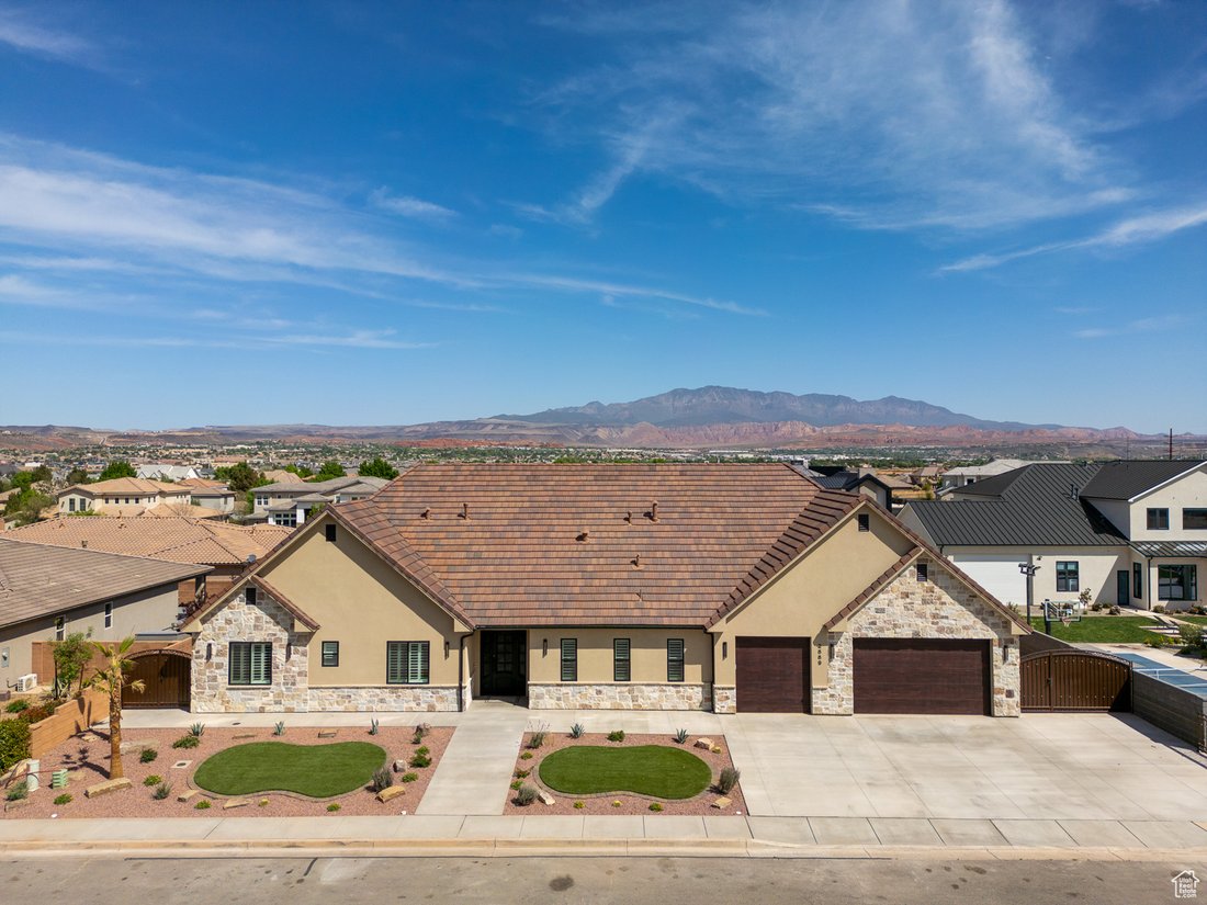 House in St. George, Utah, United States 1 - 16595022