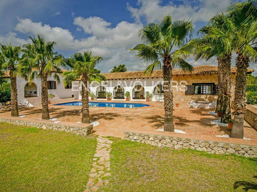 Finca in Benissa, Valencian Community, Spain 1 - 10949892