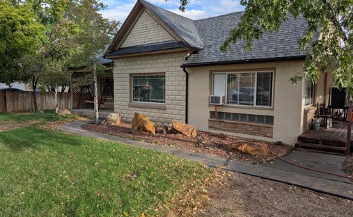 House in Sandy, Utah, United States 1