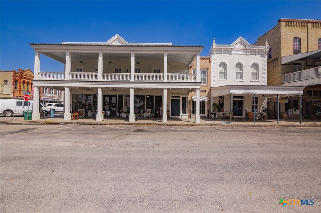 House in Goliad, Texas, United States 1 - 16584732
