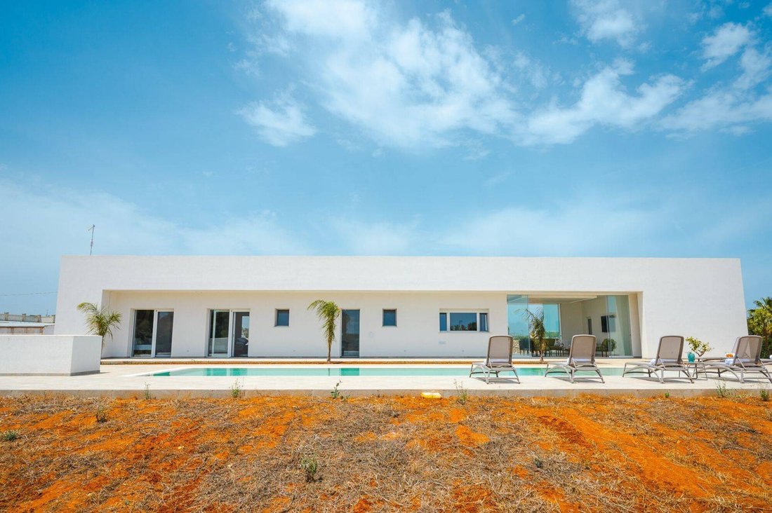 Villa in Carovigno, Apulia, Italy 3 - 16581951