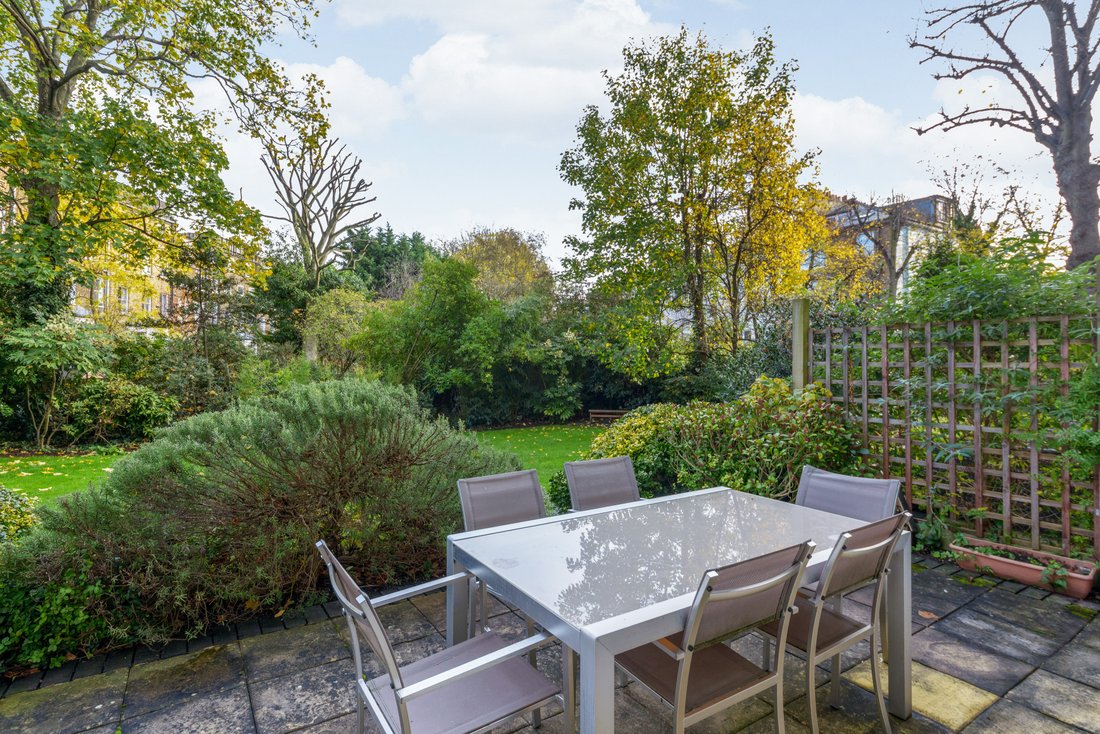 Apartment in Belsize Park, Camden, England 4 - 16605525