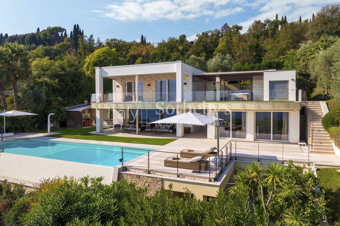 House in San Felice del Benaco, Lombardy, Italy 2 - 16604432