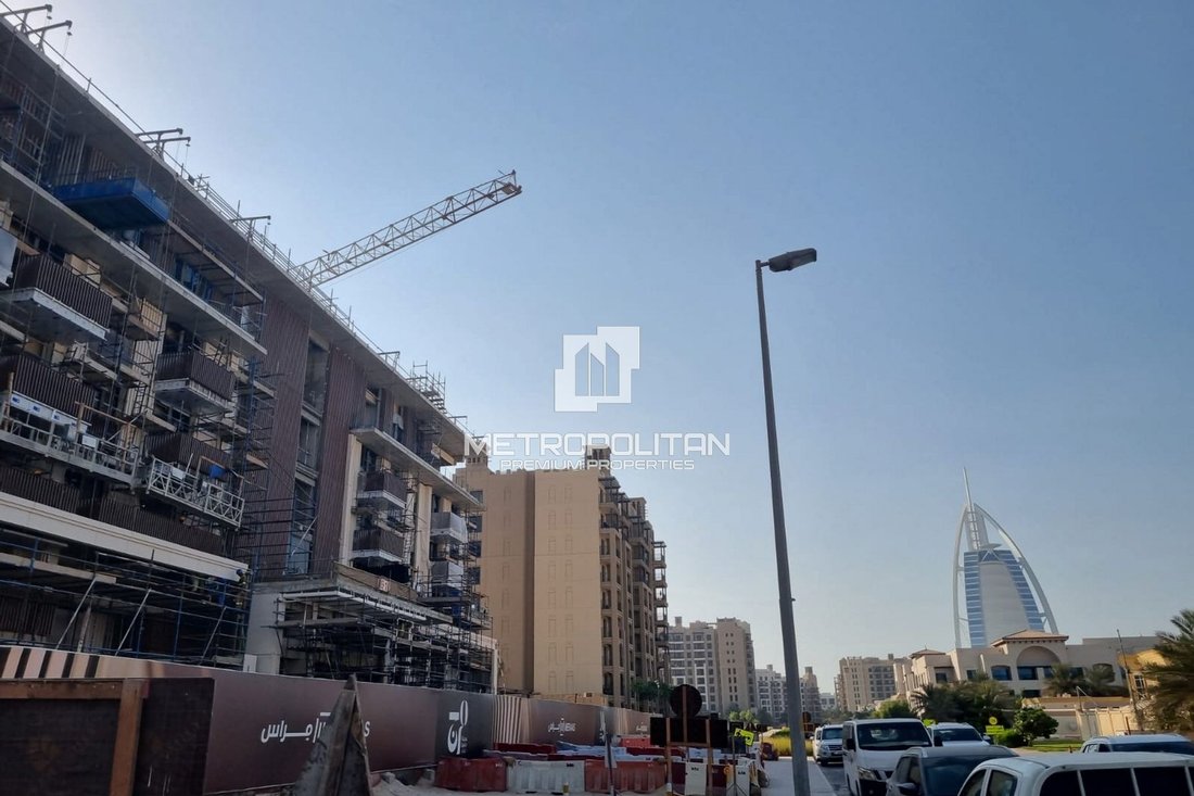 Apartment in Umm Suqeim, Dubai, United Arab Emirates 2 - 15013816