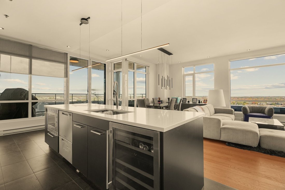 Condominio a Laval, Québec, Canada 2 - 16606721
