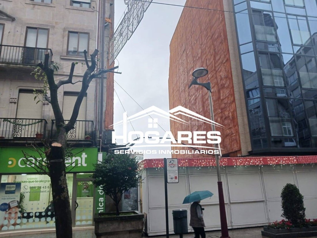 Lavadores, Vigo, Spain 1 - 16606696