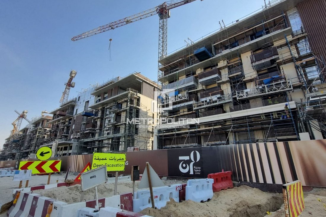 Apartment in Umm Suqeim, Dubai, United Arab Emirates 3 - 16020122