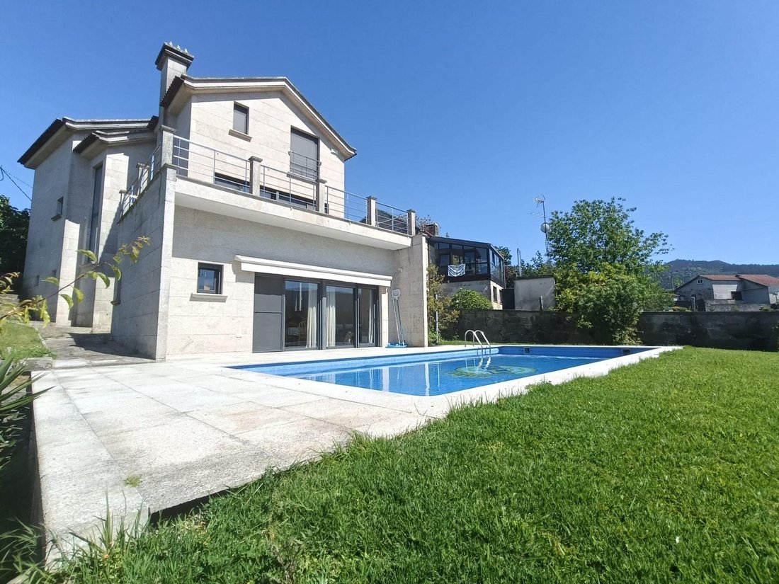 Villa in Peitieiros, Gondomar, Spain 1 - 16606643