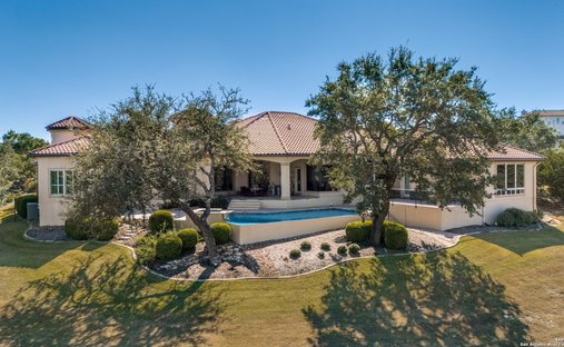 House in Scenic Oaks, Texas, United States 1