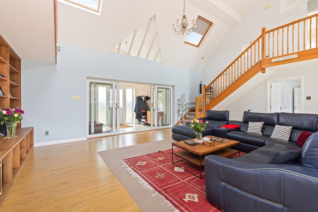 House in Slinfold, England 3 - 16607236