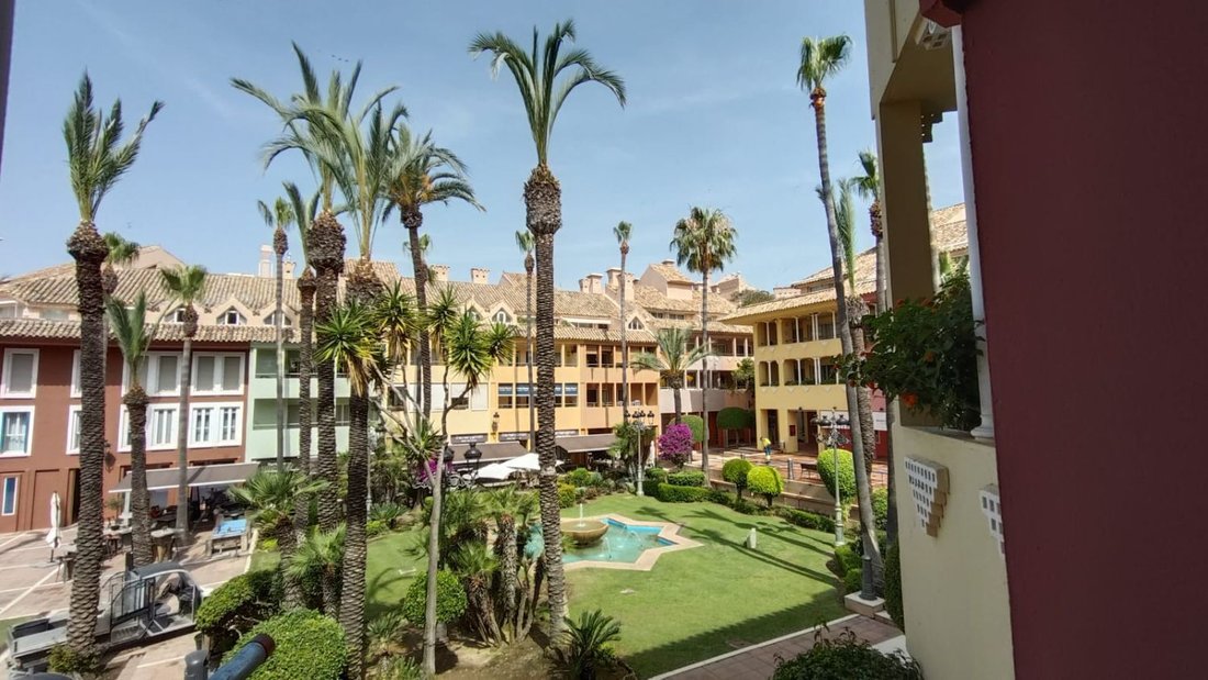 Penthouse in Sotogrande, San Roque, Andalusia 1 - 16607300