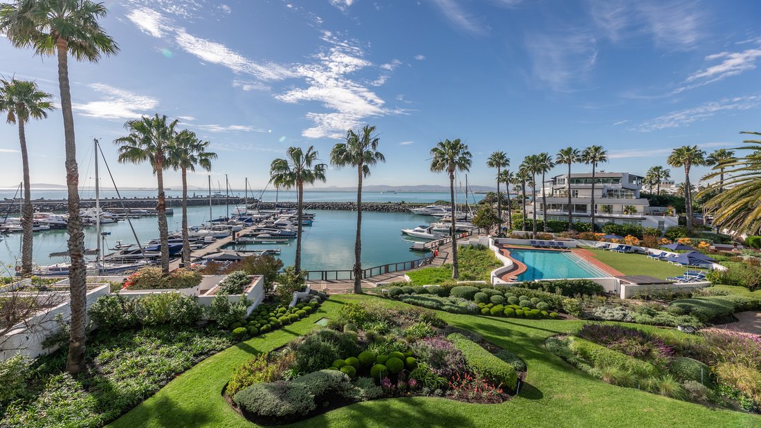 Apartment in Mouille Point, Cape Town, South Africa 1 - 16607346