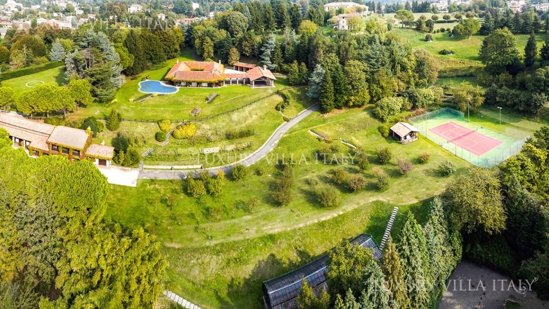 Villa in Eupilio, Lombardy, Italy 4 - 16607376