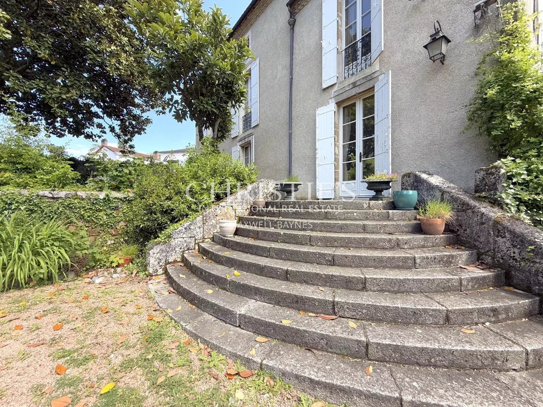 House in Nontron, Nouvelle-Aquitaine, France 5 - 16607971